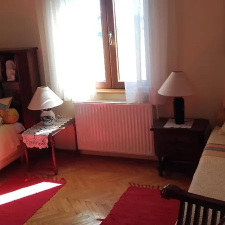 Alba *